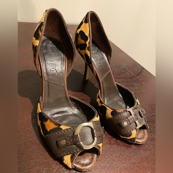 Christian Dior Vintage Leopard Calf CD Logo Pumps - Picture 3 of 6